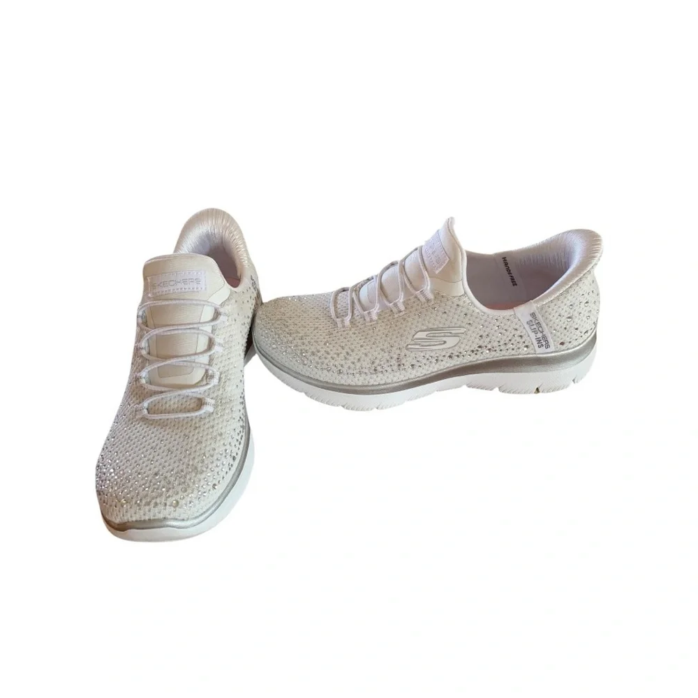 Skechers Women's White Slip-On Athletic Shoe Sz 6 - Picture 4 of 9